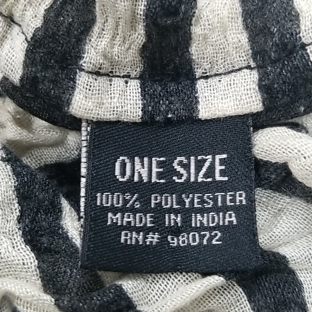 Scarf - Picture 4 of 5